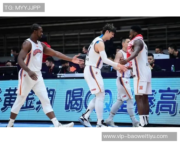 小罗恩哈珀谈替补经历强调上场表现才是关键所在